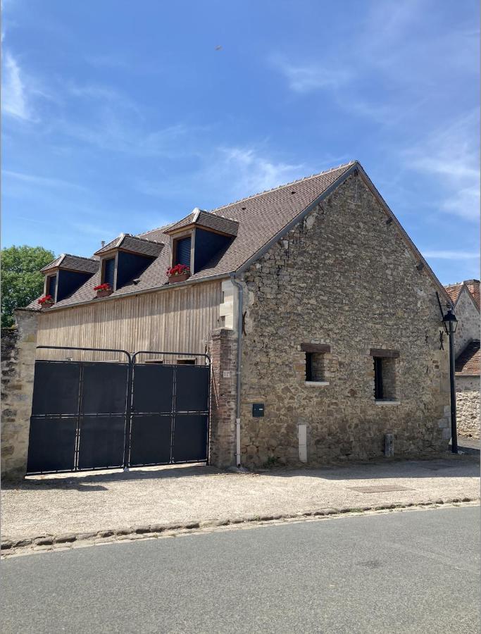 La Cour Verte Chambres D'Hotes Montépilloy Exterior foto